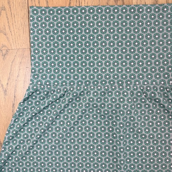 Max Studio Women’s Foldover Gray and Green Patterned Geometric Skirt Size Small - Picture 3 of 10